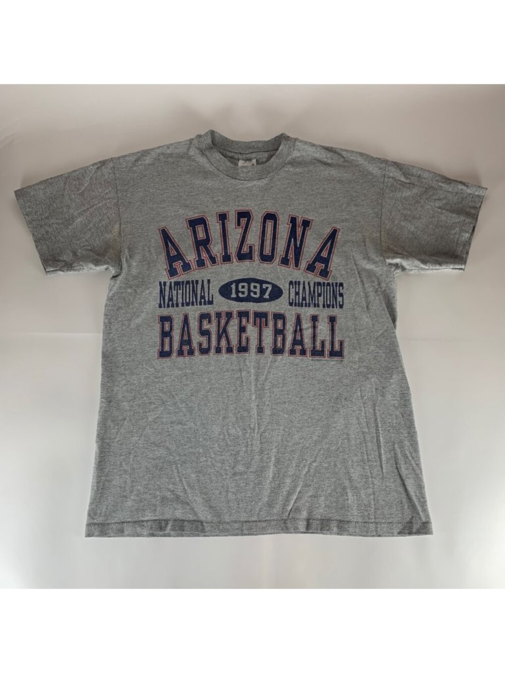 Arizona Wildcats Basketball Vintage Anvil 1997 NCAA Champion Shirt Mens Large